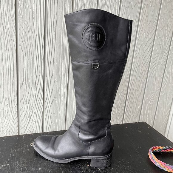 Etienne Aigner Black Riding Boots 8.5 Leather Tall Logo Zip Equestrian Chic - Picture 1 of 10